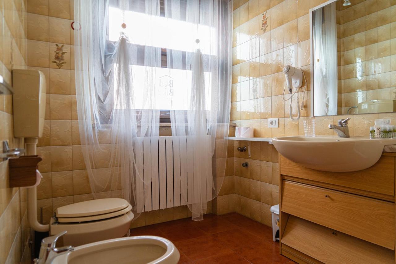 Bed & Bike Ferrara Bed & Breakfast Exterior foto