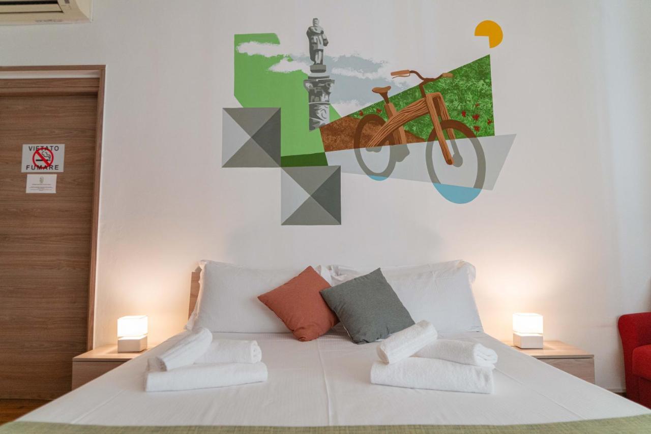 Bed & Bike Ferrara Bed & Breakfast Exterior foto