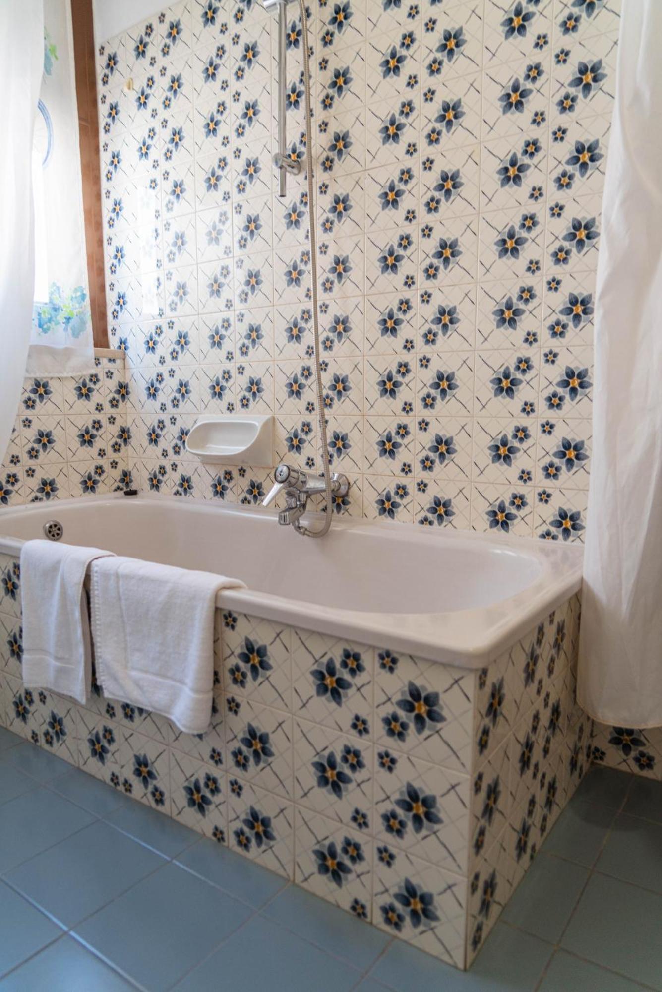 Bed & Bike Ferrara Bed & Breakfast Exterior foto