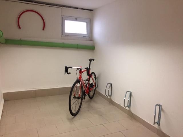 Bed & Bike Ferrara Bed & Breakfast Exterior foto